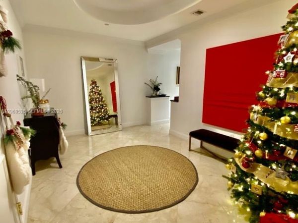 Unit 108, Key Biscayne, FL 33149