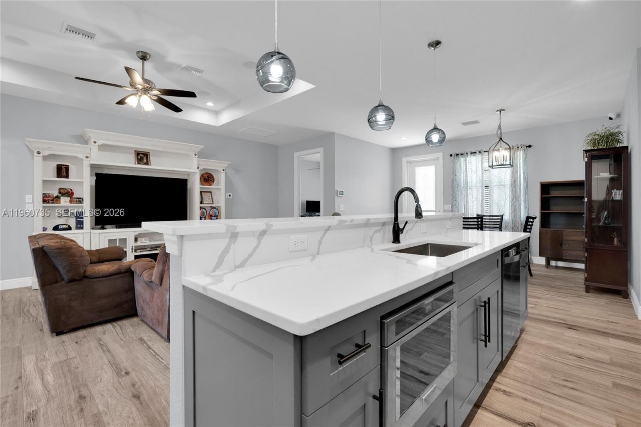 1113 Elegans St E, Lehigh Acres, FL 33974 Photo