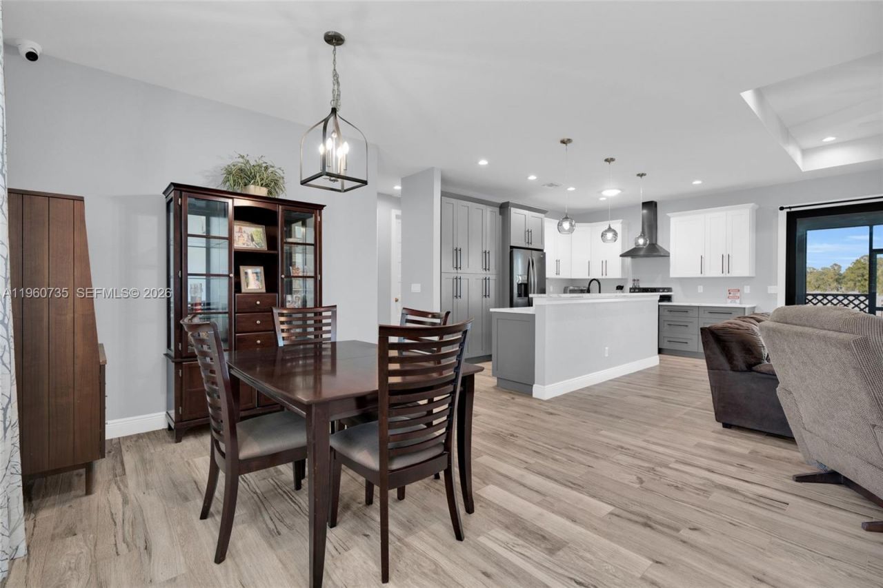 1113 Elegans St E, Lehigh Acres, FL 33974 Photo