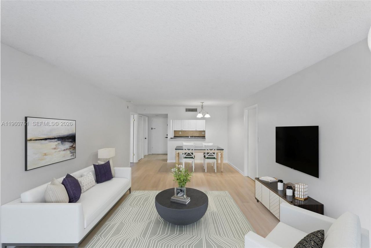 301 Racquet Club Rd , Unit 103, Weston, FL 33326 Photo