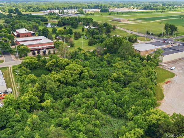 000 Powell Road, Romeo Village, Mi 48065