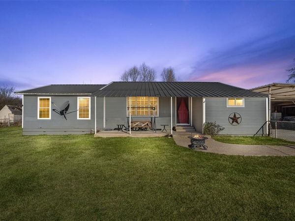 239 Wildwood Avenue, Elm Mott, TX 76640