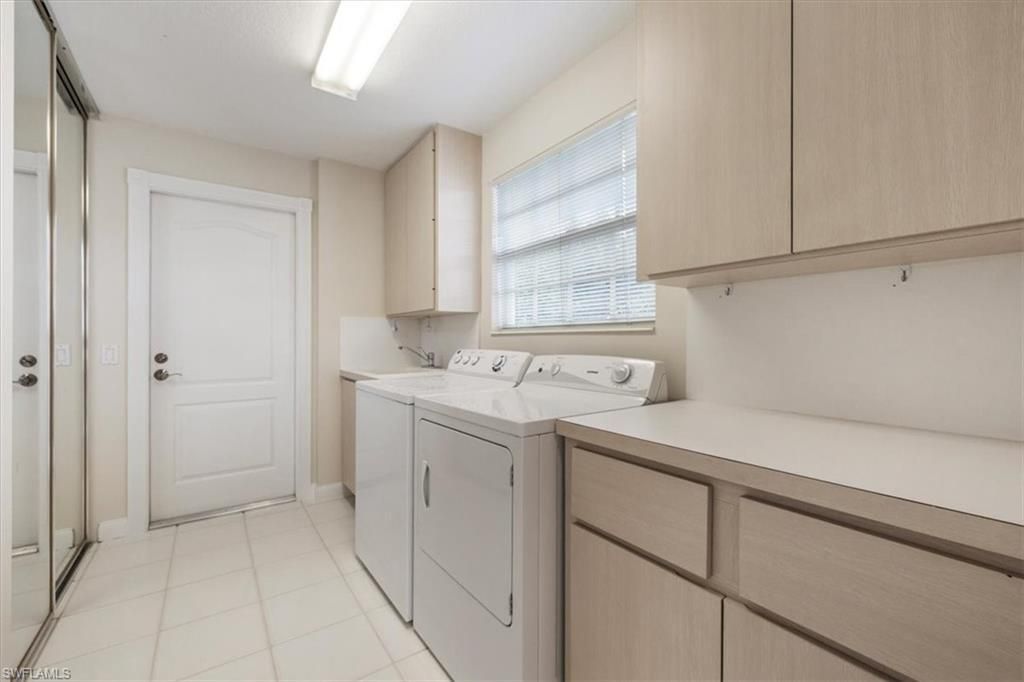 3575 El Verdado Ct, Naples, FL 34109 Photo