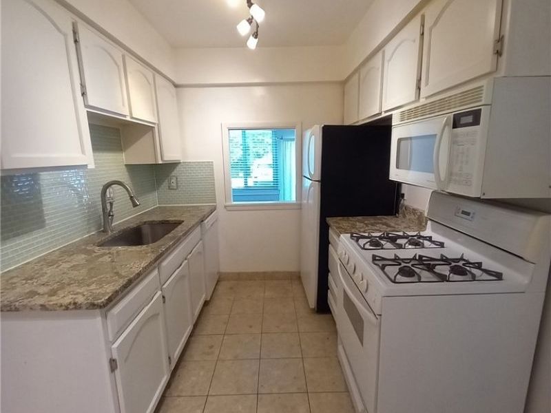 12900 Lake Avenue, Unit 118, Lakewood, OH 44107 Photo 19