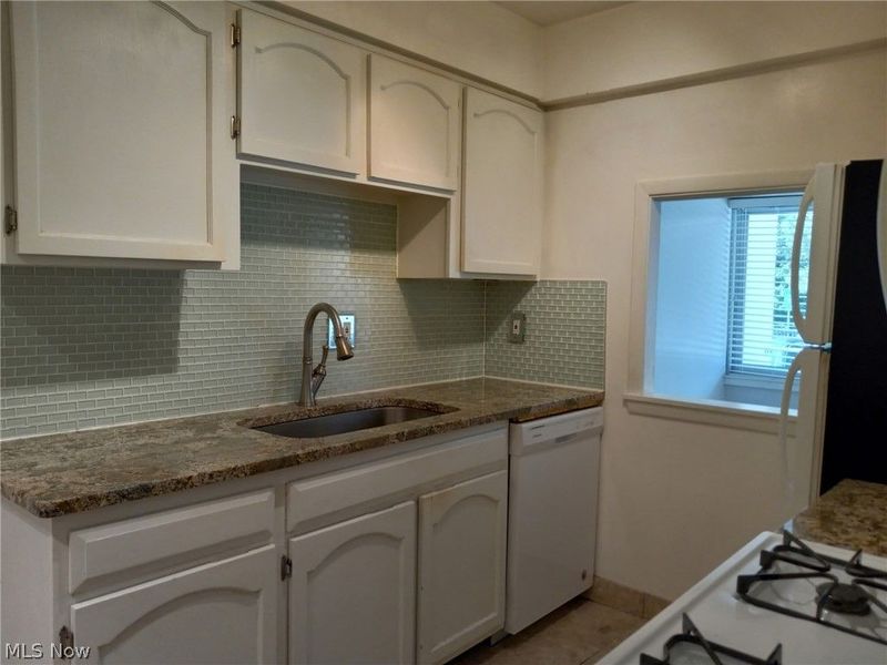 12900 Lake Avenue, Unit 118, Lakewood, OH 44107 Photo 24