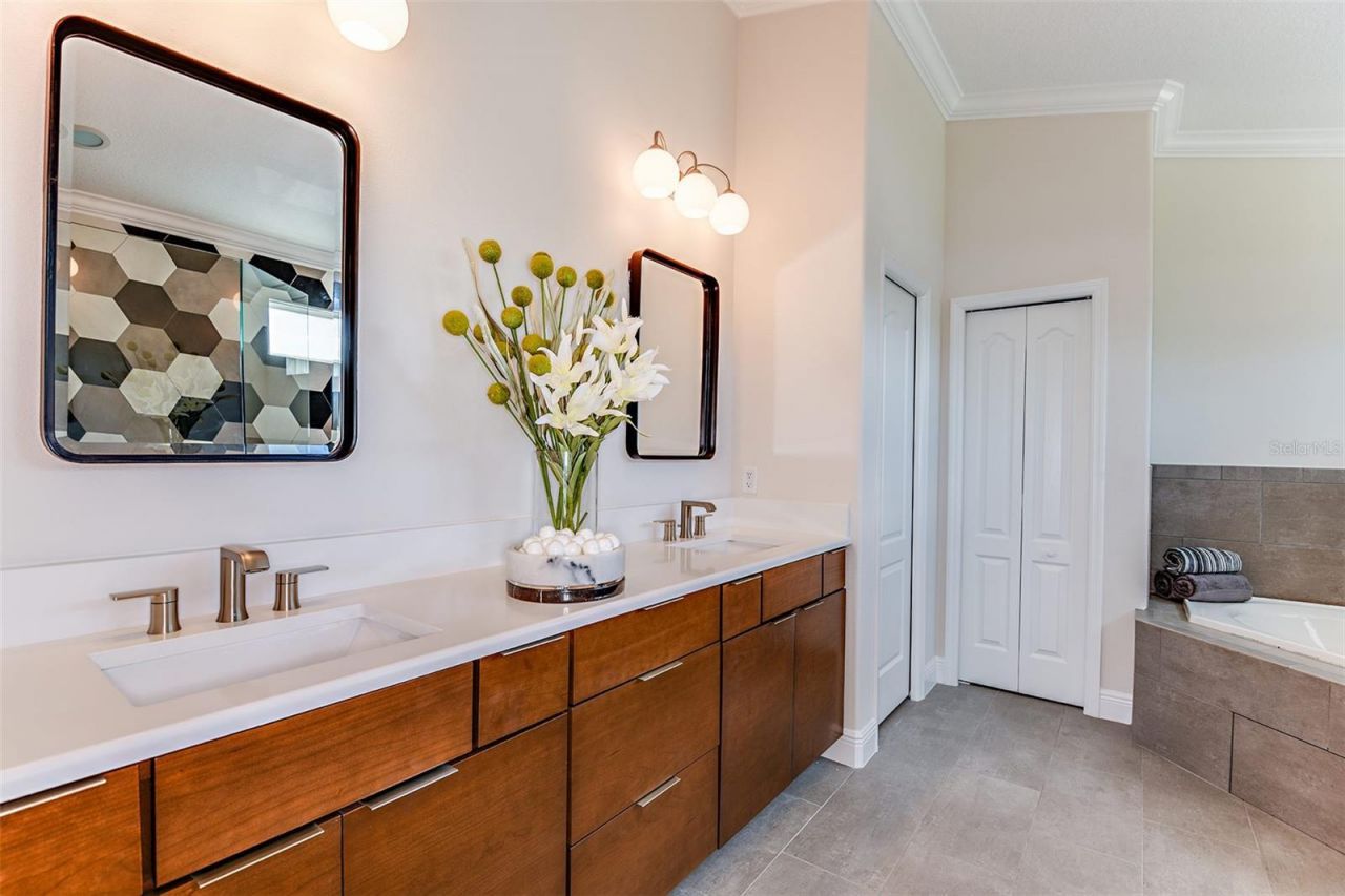 18460 Purple Creek Lane, Lutz, FL 33549 Photo