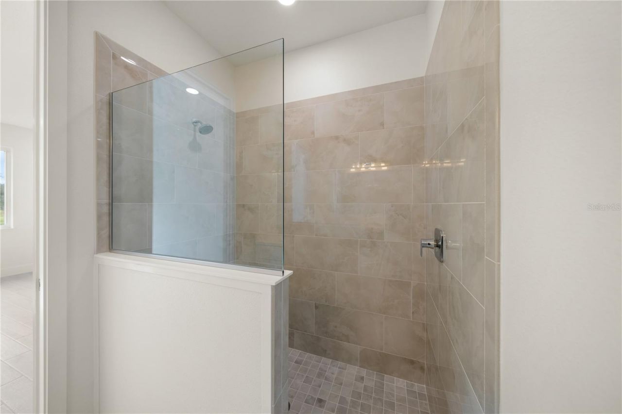 9533 Lunar Dove Drive, Sarasota, FL 34240 Photo