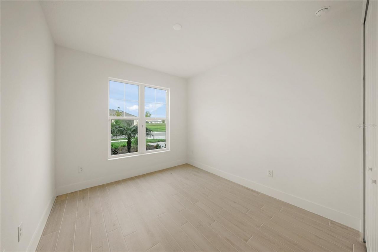 9533 Lunar Dove Drive, Sarasota, FL 34240 Photo