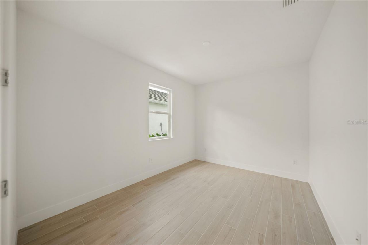 9533 Lunar Dove Drive, Sarasota, FL 34240 Photo
