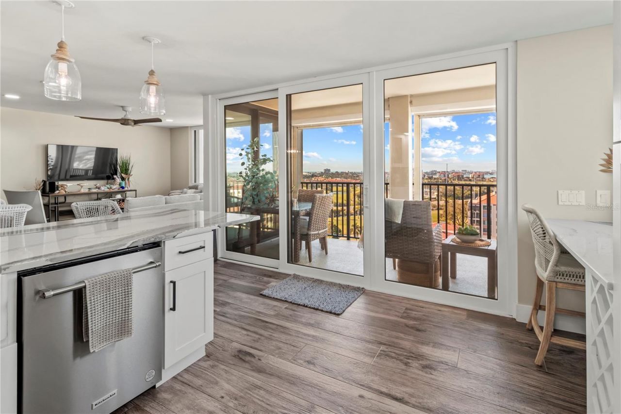 6322 Palma Del Mar Boulevard S, Unit 1106, Saint Petersburg, FL 33715 Photo