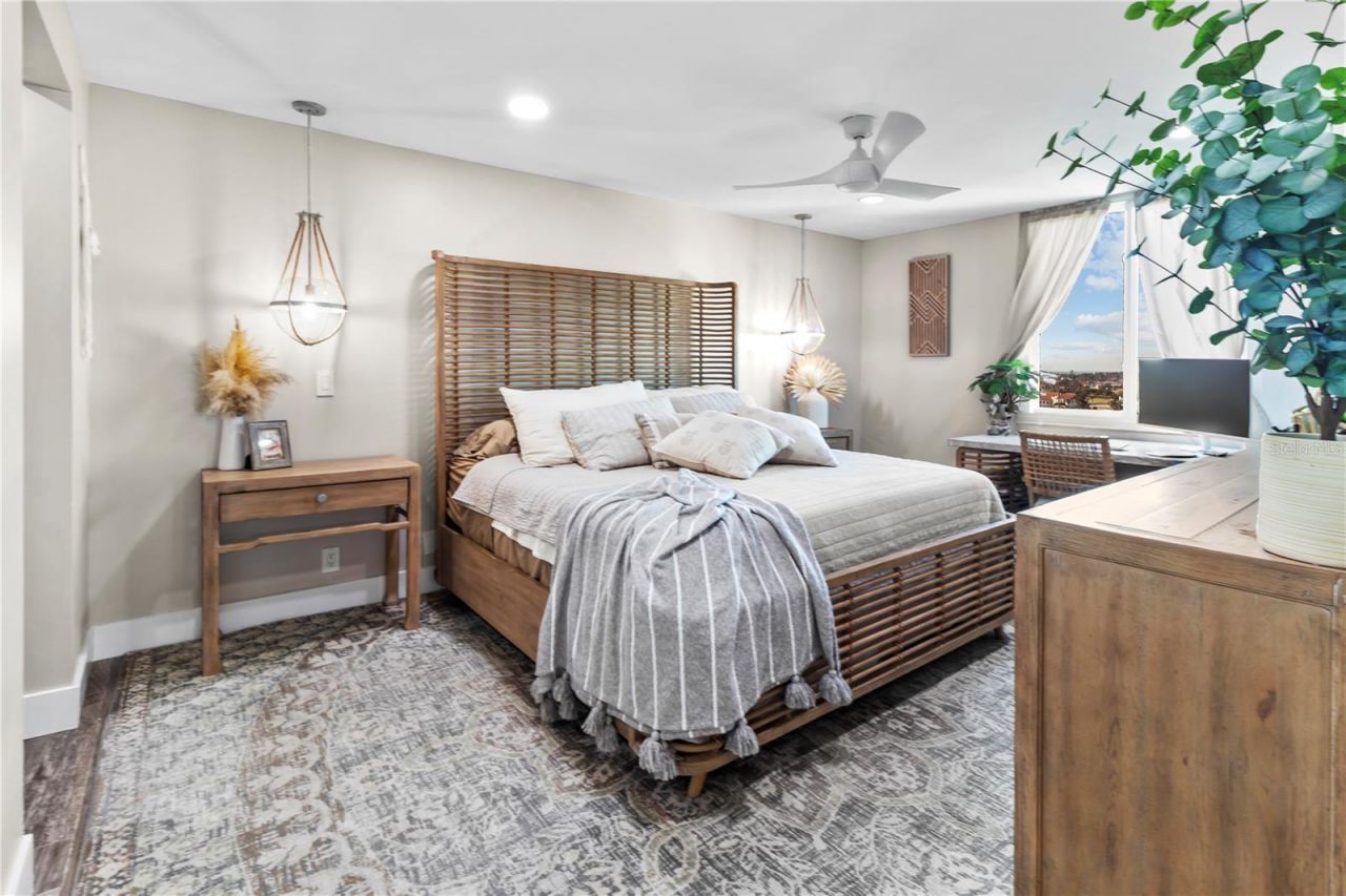 6322 Palma Del Mar Boulevard S, Unit 1106, Saint Petersburg, FL 33715 Photo