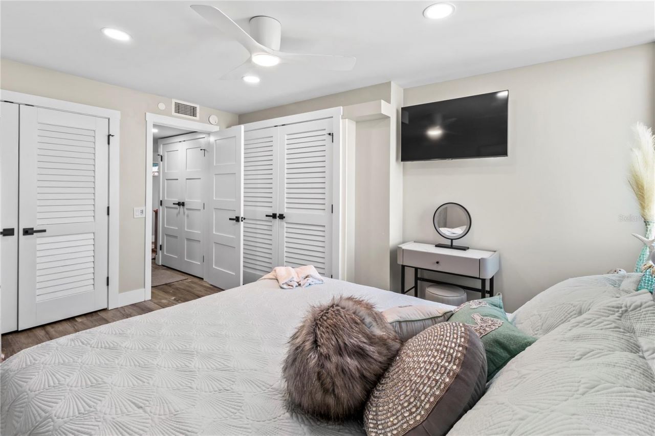 6322 Palma Del Mar Boulevard S, Unit 1106, Saint Petersburg, FL 33715 Photo