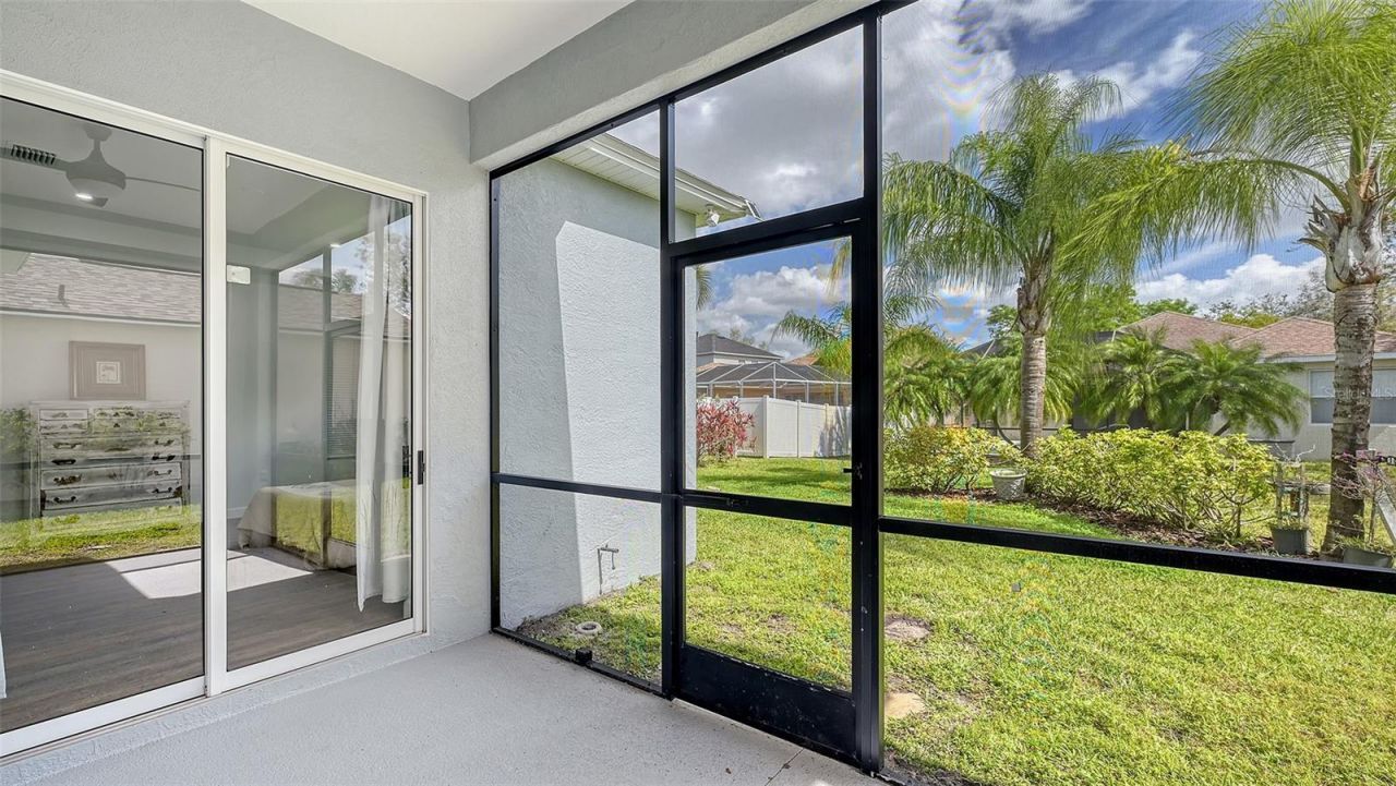 6433 Blue Grosbeak Circle, Lakewood Ranch, FL 34202 Photo