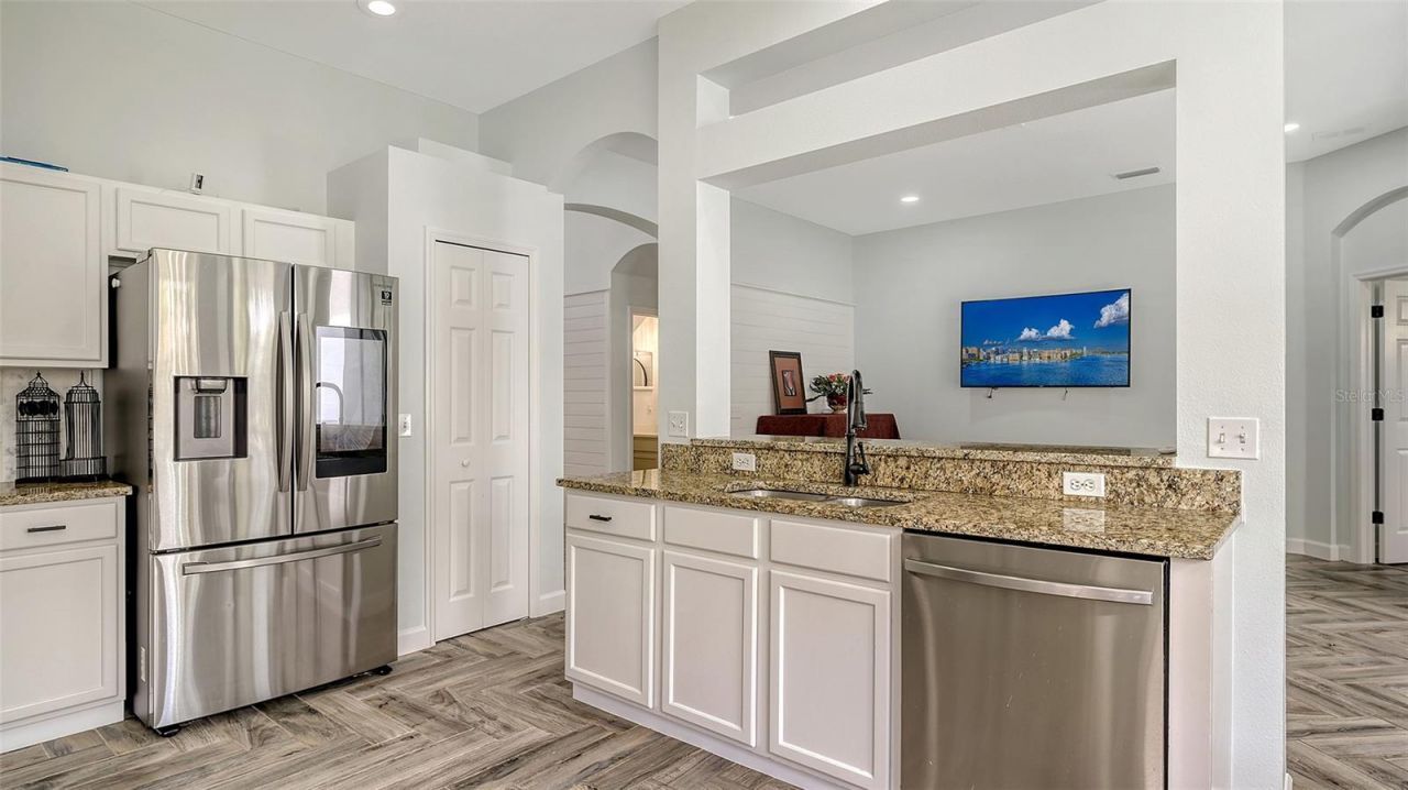 6433 Blue Grosbeak Circle, Lakewood Ranch, FL 34202 Photo