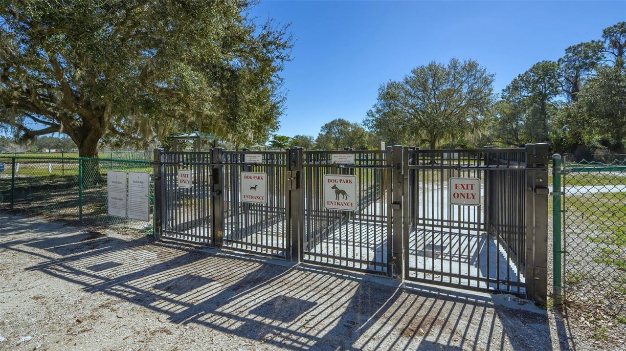 6433 Blue Grosbeak Circle, Lakewood Ranch, FL 34202 Photo