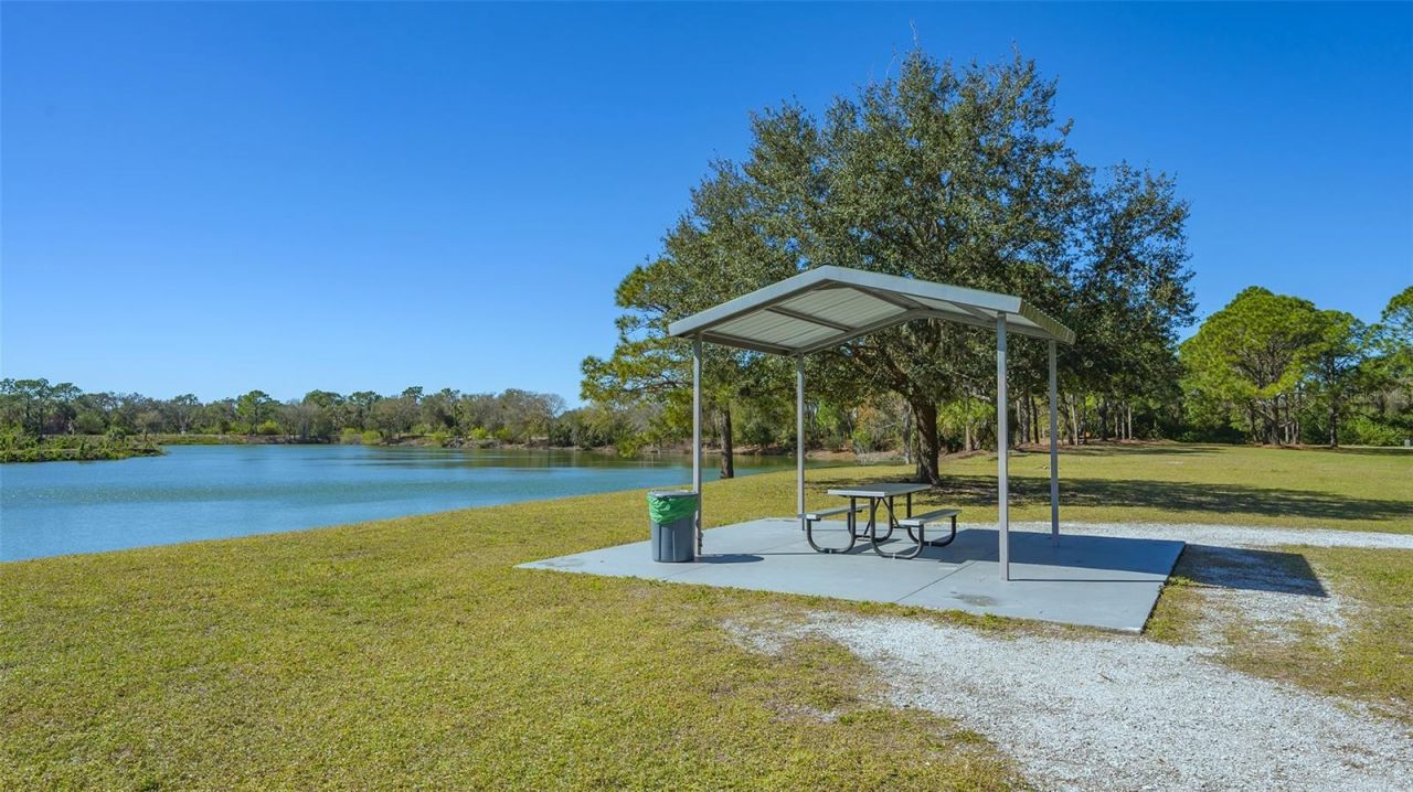 6433 Blue Grosbeak Circle, Lakewood Ranch, FL 34202 Photo