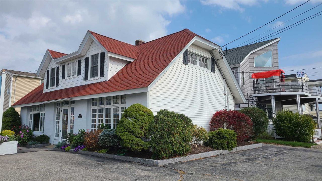 240 Ocean Boulevard, Seabrook, NH 03874 Main Photo