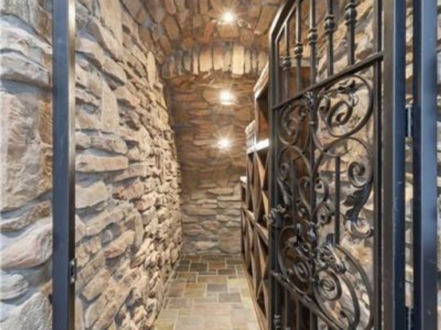 Property Image 37
