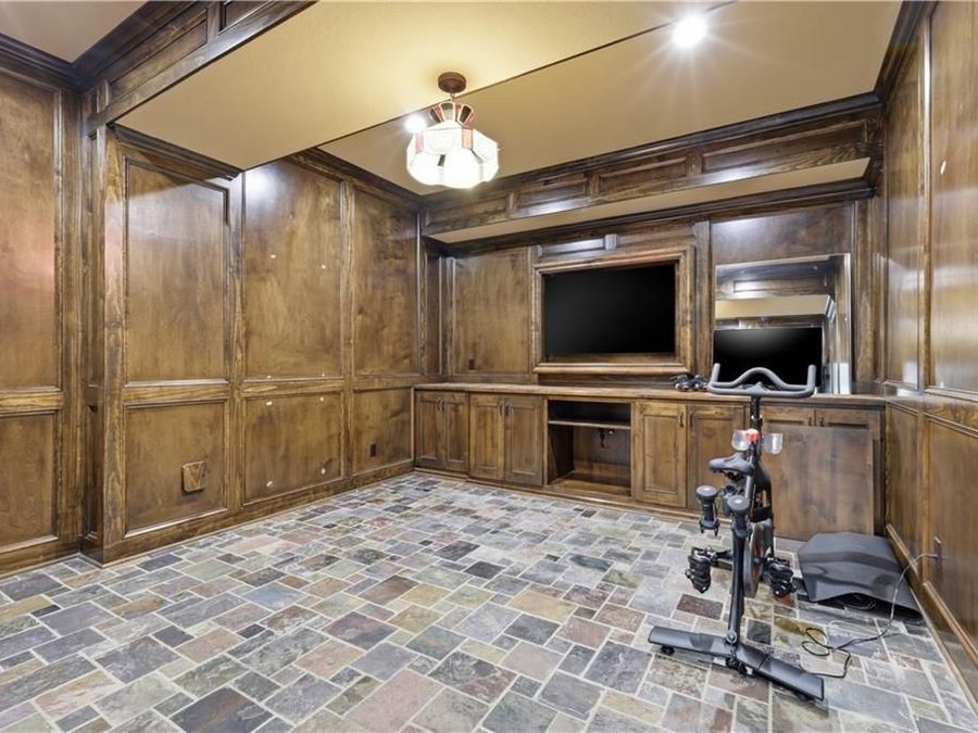 Property Image 43