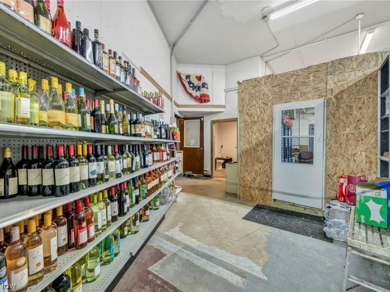 1616 W Main Street, Louisville, OH 44641 Photo 10