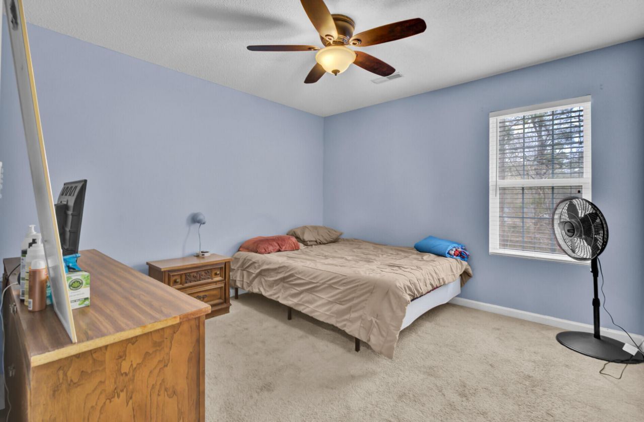 2212 N Sawmill Trace Lane Photo 15