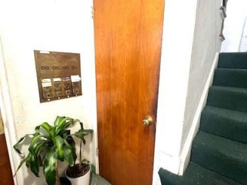 2344 Losantiville Avenue, Golf Manor, OH 45237 Photo 3