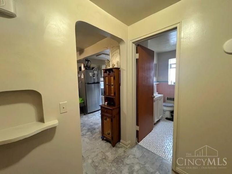 2344 Losantiville Avenue, Golf Manor, OH 45237 Photo 7