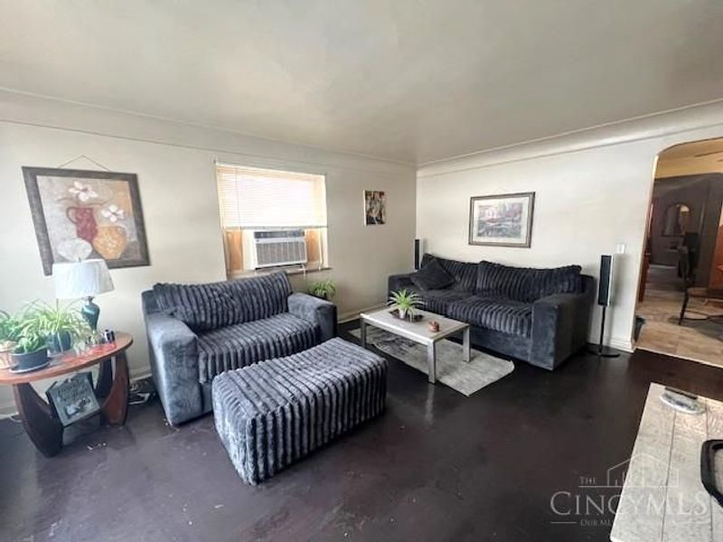 2344 Losantiville Avenue, Golf Manor, OH 45237 Photo 8