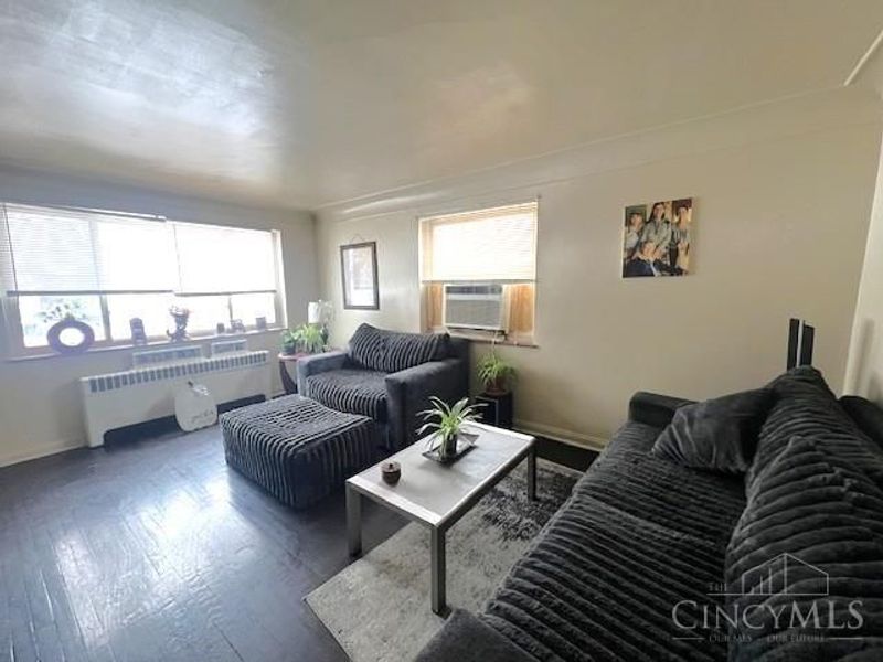 2344 Losantiville Avenue, Golf Manor, OH 45237 Photo 9