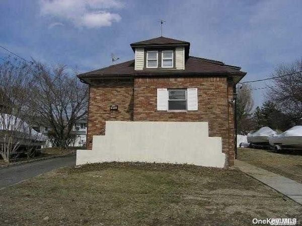 19 6th Street , Bayville, NY 11709