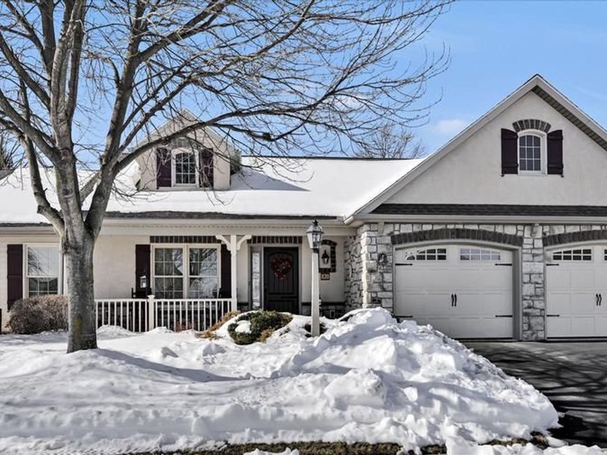 820 Cambridge Drive, Manheim, PA 17545 Main Photo