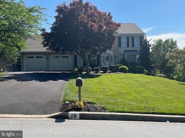 10 AUSPICE CIRCLE, NEWARK, DE 19711