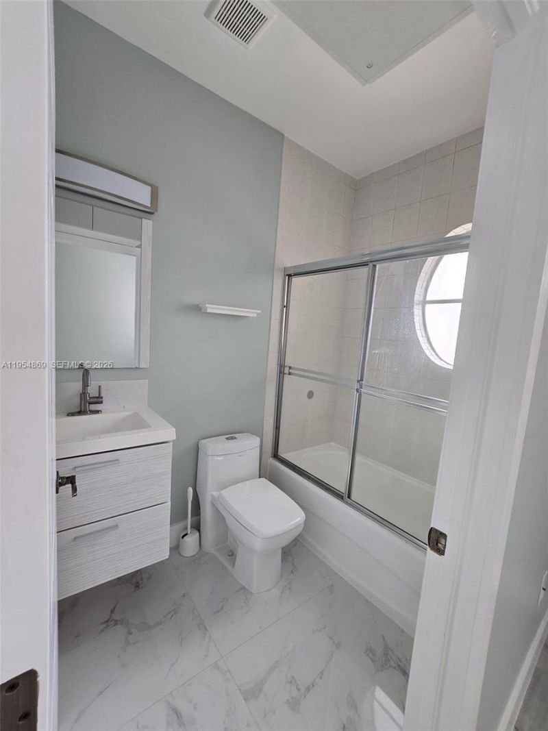 10595 SW 6th St, Unit 1103, Pembroke Pines, FL 33025 Photo