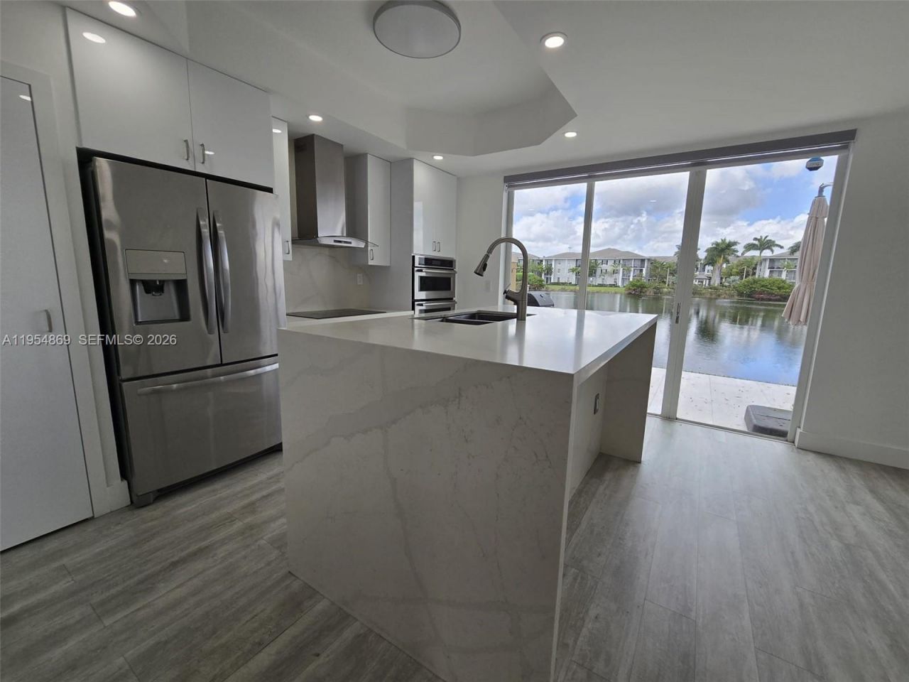 10595 SW 6th St, Unit 1103, Pembroke Pines, FL 33025 Photo