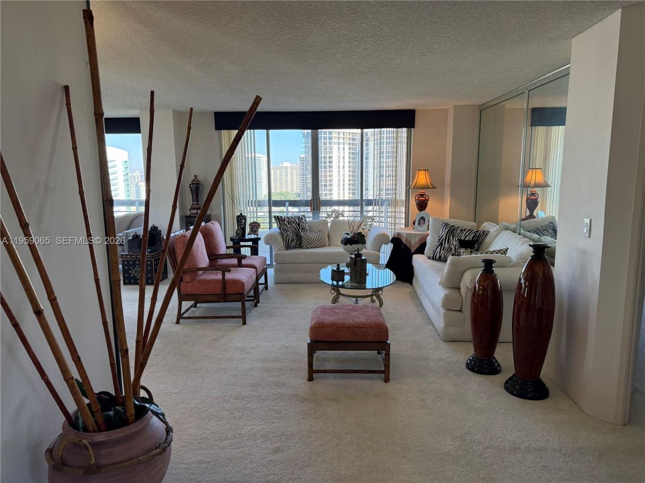 19101 NE 36th Ct, Unit 2406, Aventura, FL 33180 Photo