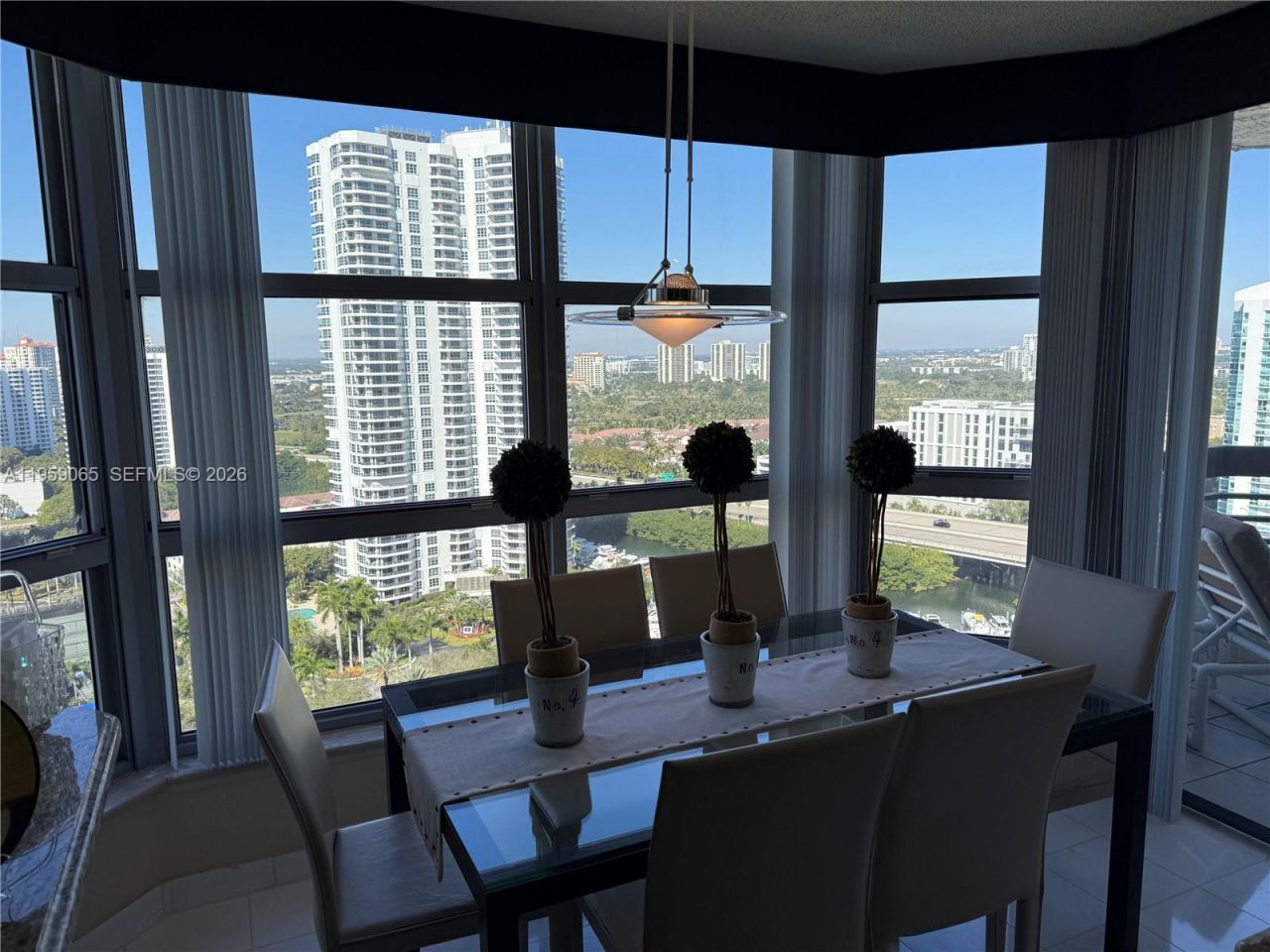 19101 NE 36th Ct, Unit 2406, Aventura, FL 33180 Photo