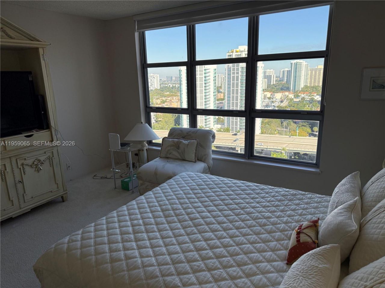 19101 NE 36th Ct, Unit 2406, Aventura, FL 33180 Photo