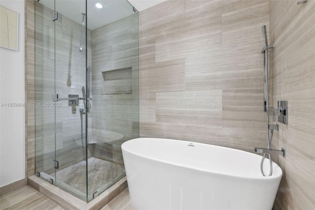 1451 Brickell Ave, Unit 4401, Miami, FL 33131 Photo