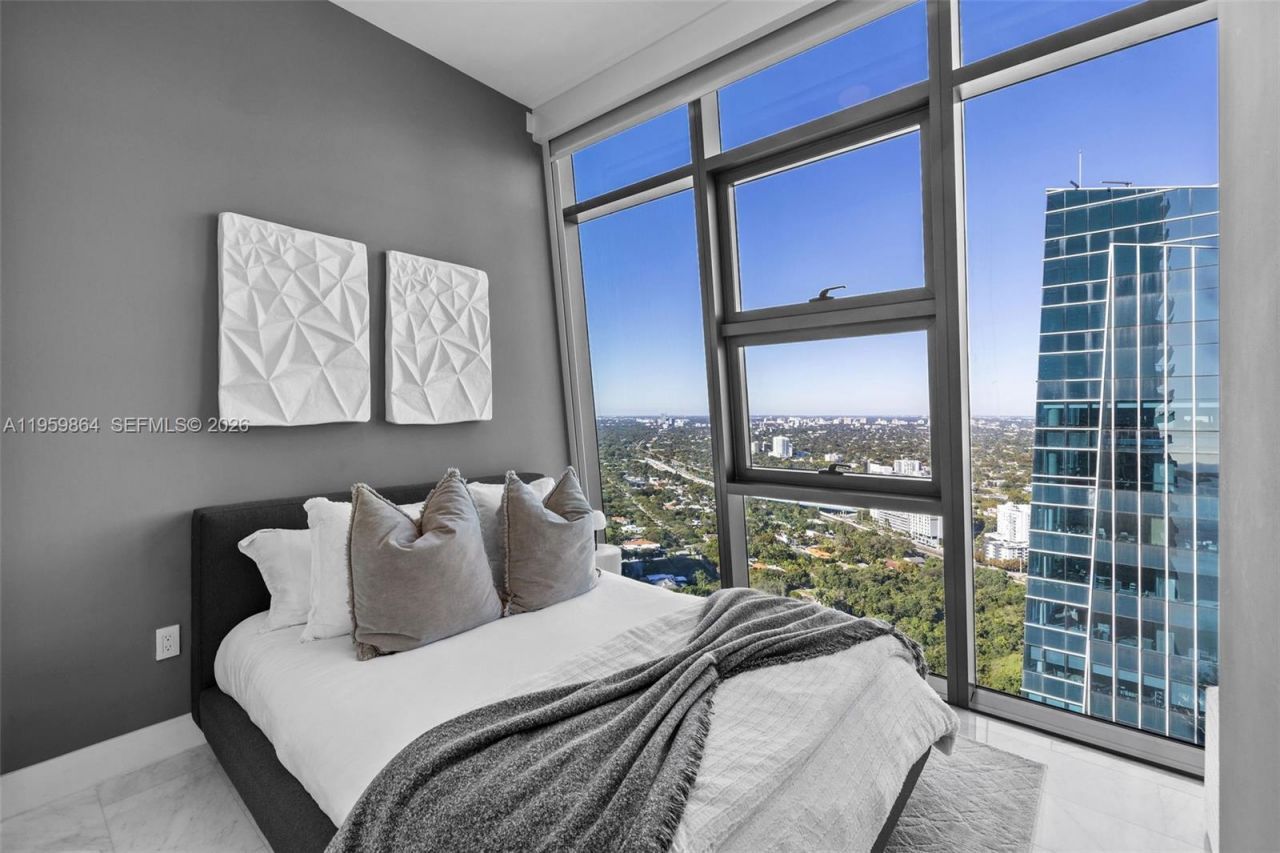 1451 Brickell Ave, Unit 4401, Miami, FL 33131 Photo