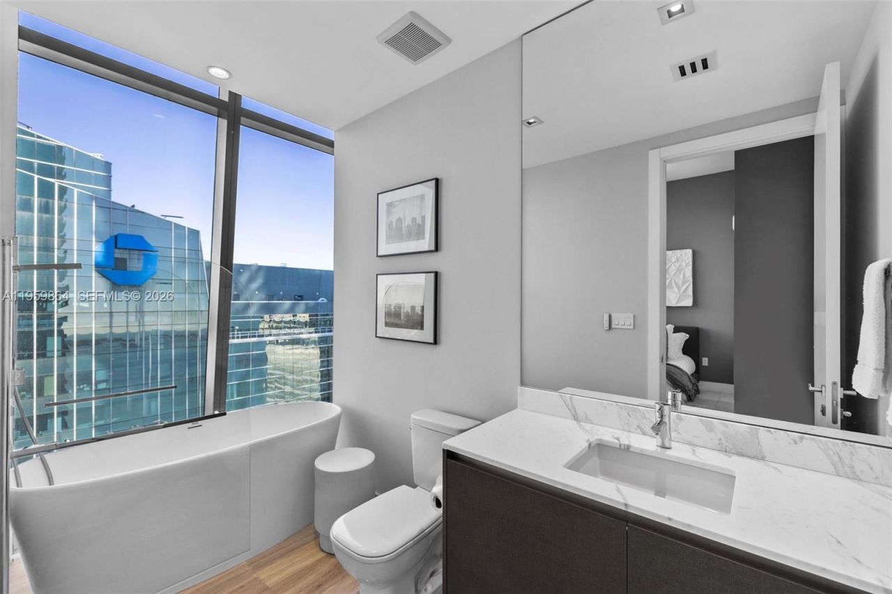 1451 Brickell Ave, Unit 4401, Miami, FL 33131 Photo