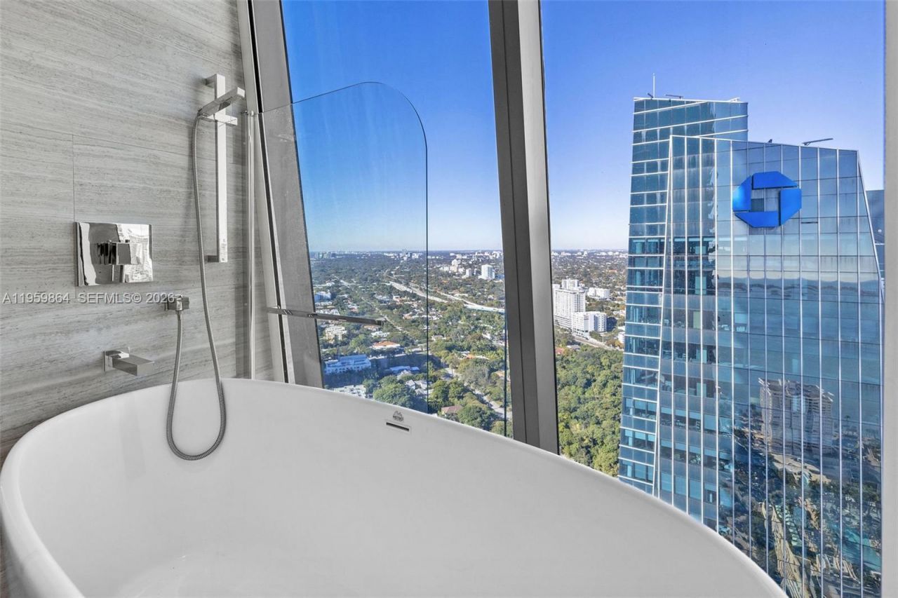 1451 Brickell Ave, Unit 4401, Miami, FL 33131 Photo