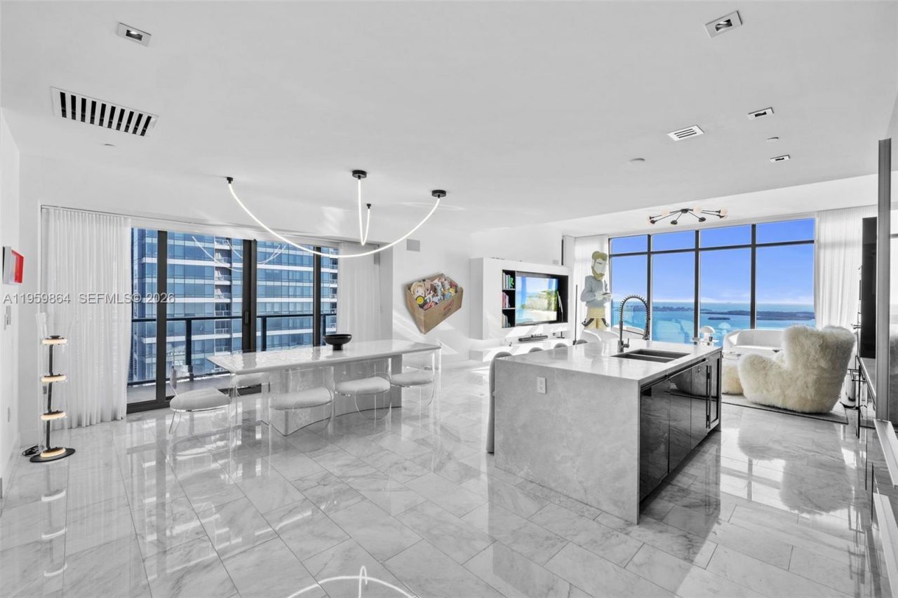 1451 Brickell Ave, Unit 4401, Miami, FL 33131 Photo