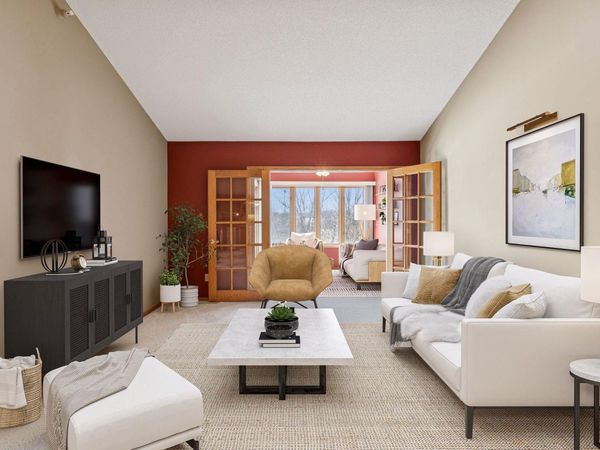 5550 Nathan Lane N, Unit 1, Plymouth, MN 55442