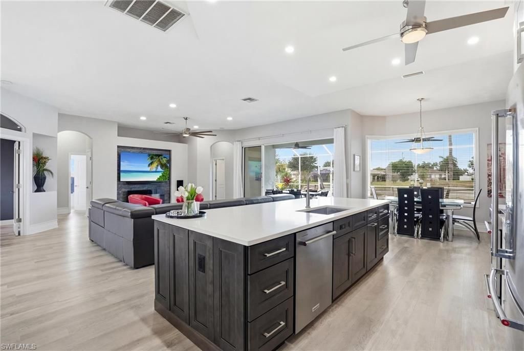 236 NE 14th Ave, Cape Coral, FL 33909 Photo