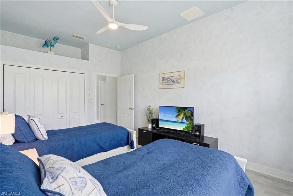 236 NE 14th Ave, Cape Coral, FL 33909 Photo