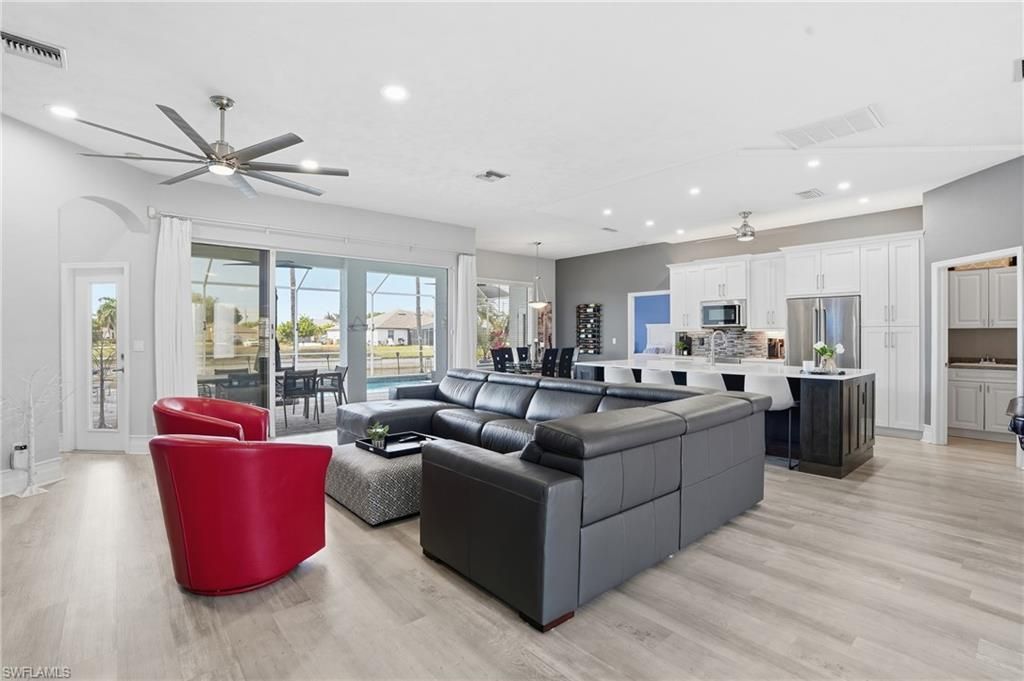 236 NE 14th Ave, Cape Coral, FL 33909 Photo