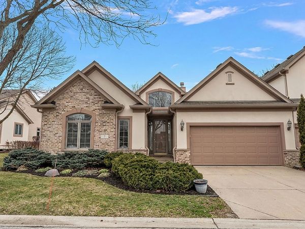 7 McCord Trace Lane, Palos Park, IL 60464