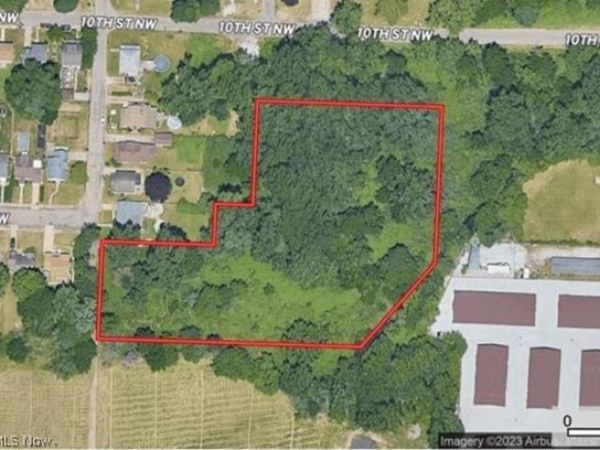 Brant Avenue NW, Canton, OH 44708