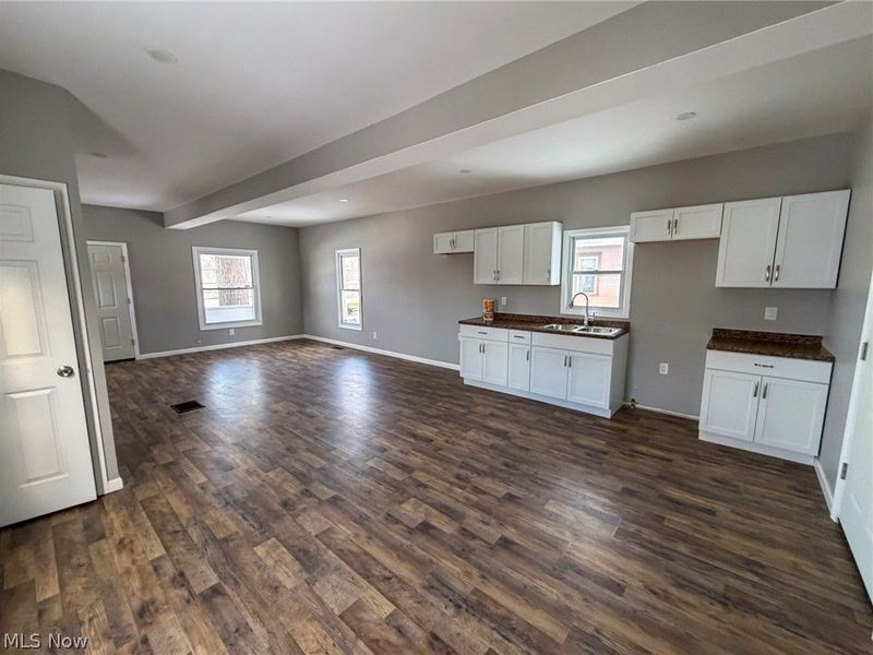 252 State Street, Struthers, OH 44471 Photo 8