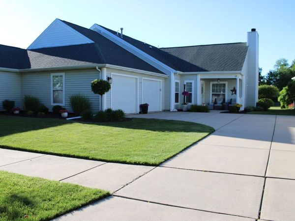 9090 Norris Drive, Hobart, IN 46342